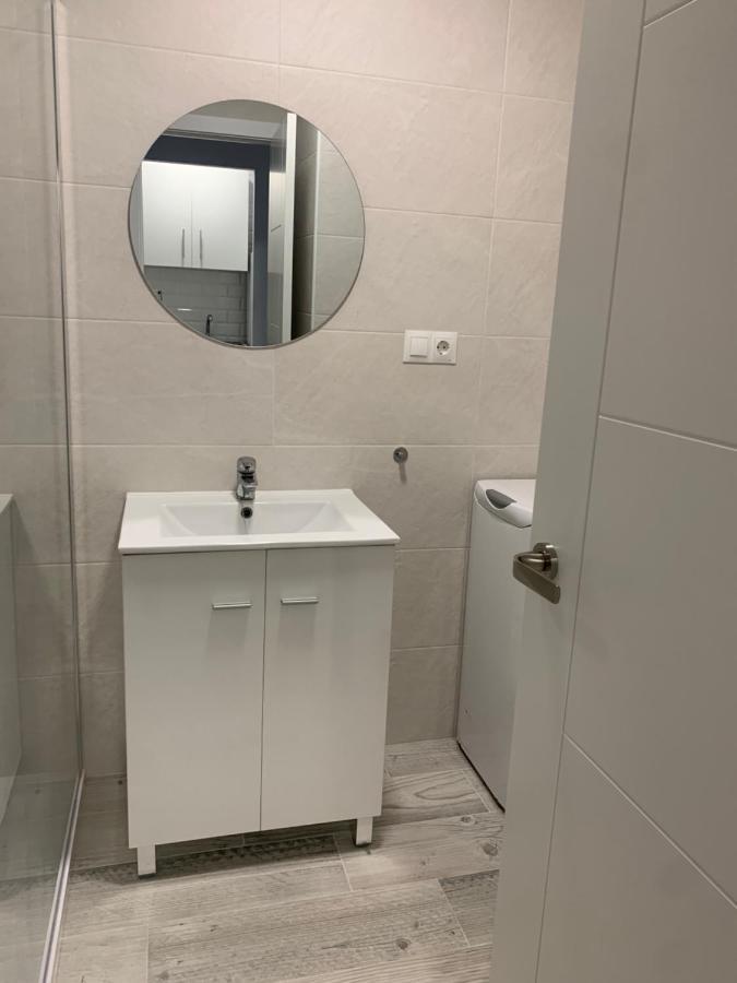 Acogedor Estudio En Primera Linea De Playa Benalmadena Ngoại thất bức ảnh