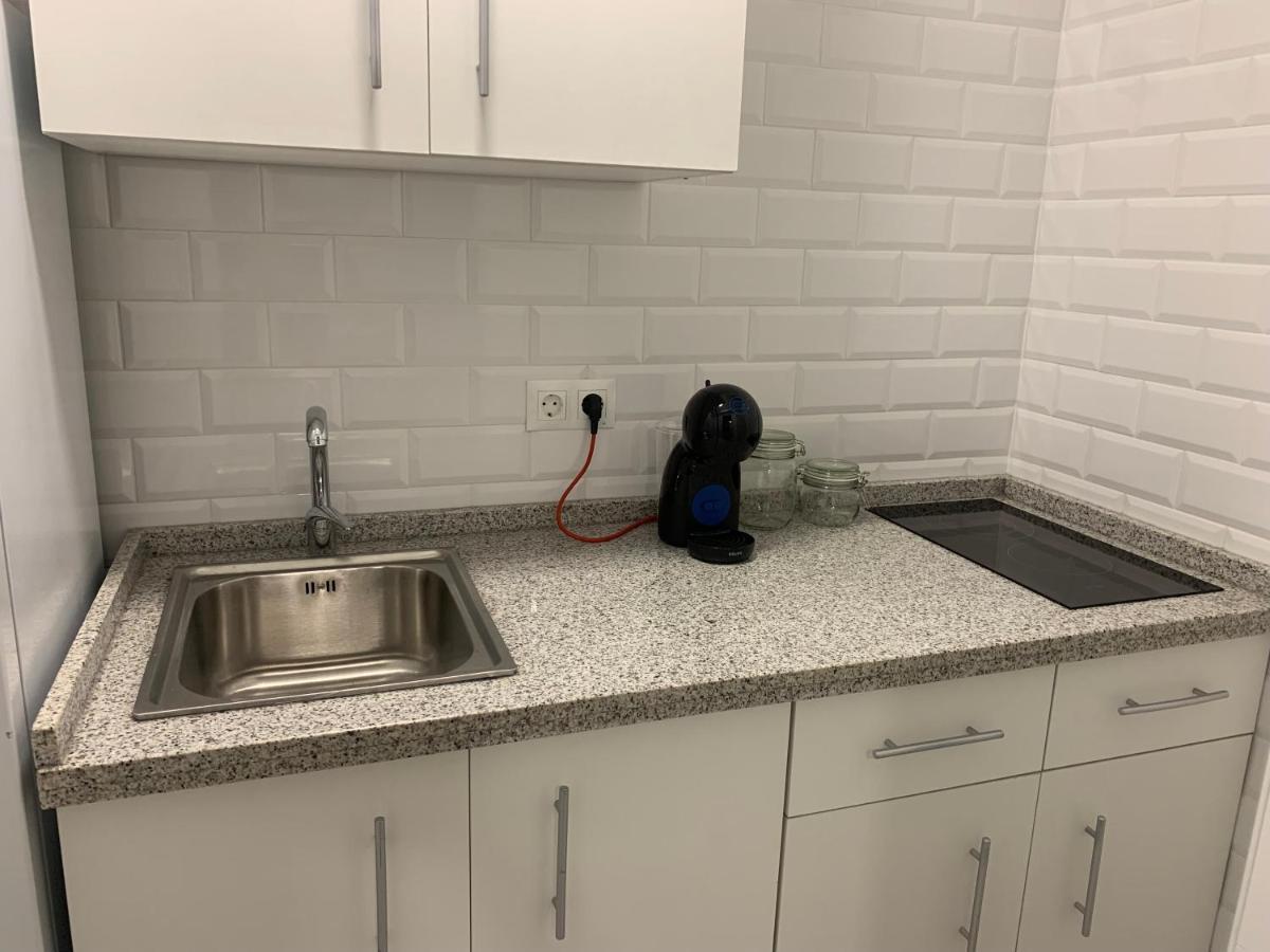 Acogedor Estudio En Primera Linea De Playa Benalmadena Ngoại thất bức ảnh